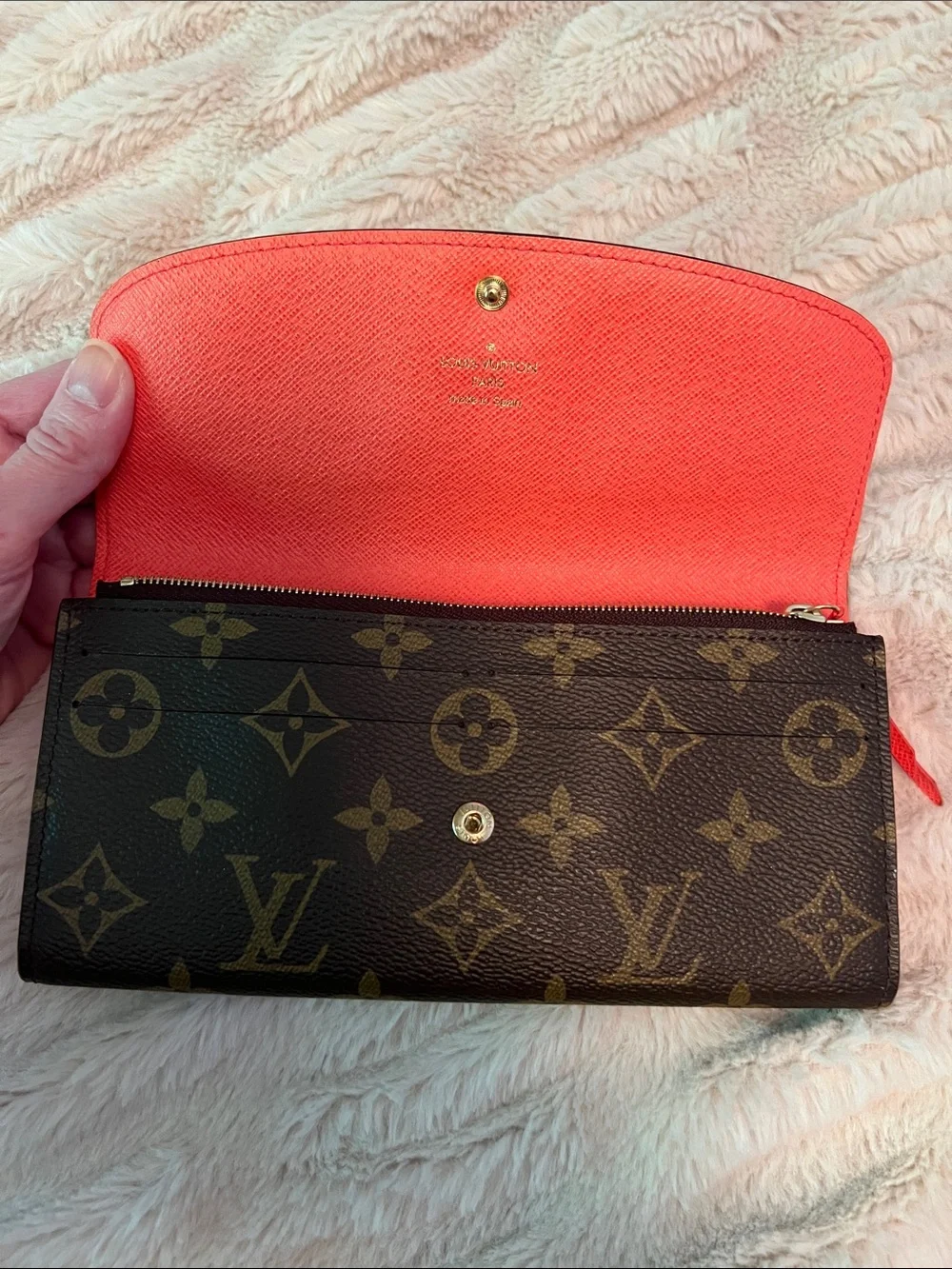 Louis Vuitton signature lv
